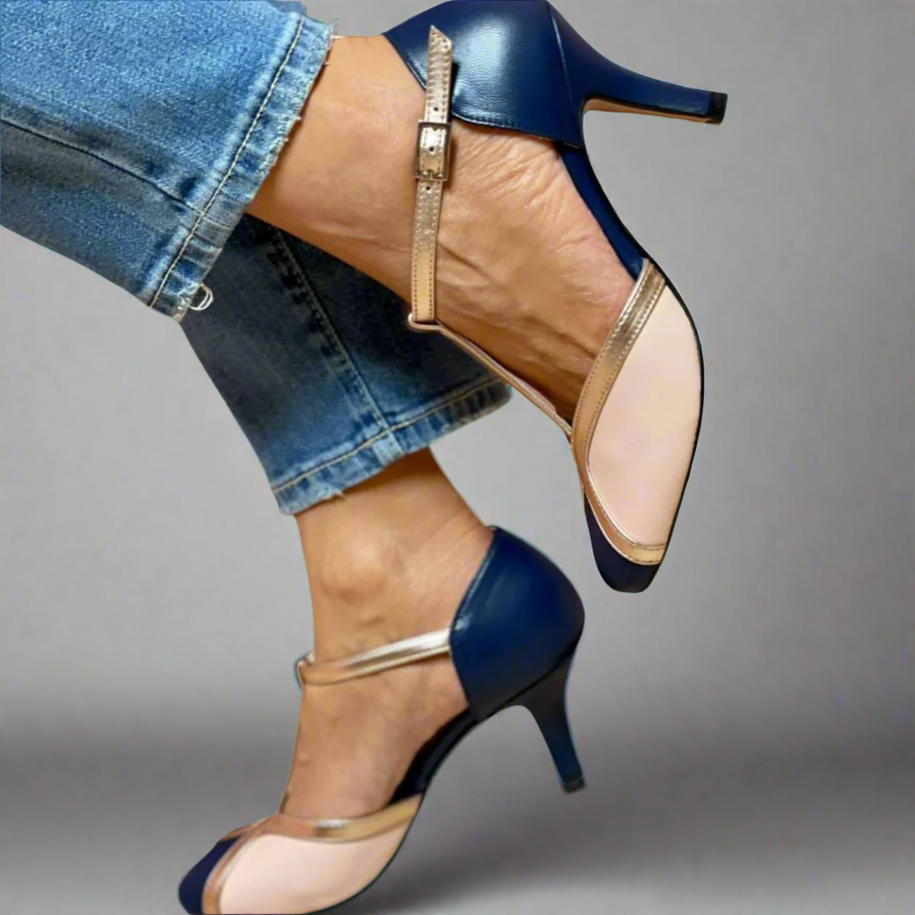 Brunhilde | Elegant orthopedic slippers with a heel