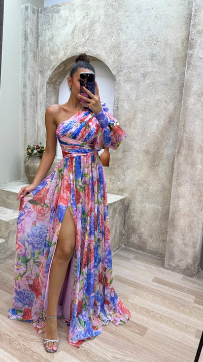 Isabella | Stunning Flowing Gown