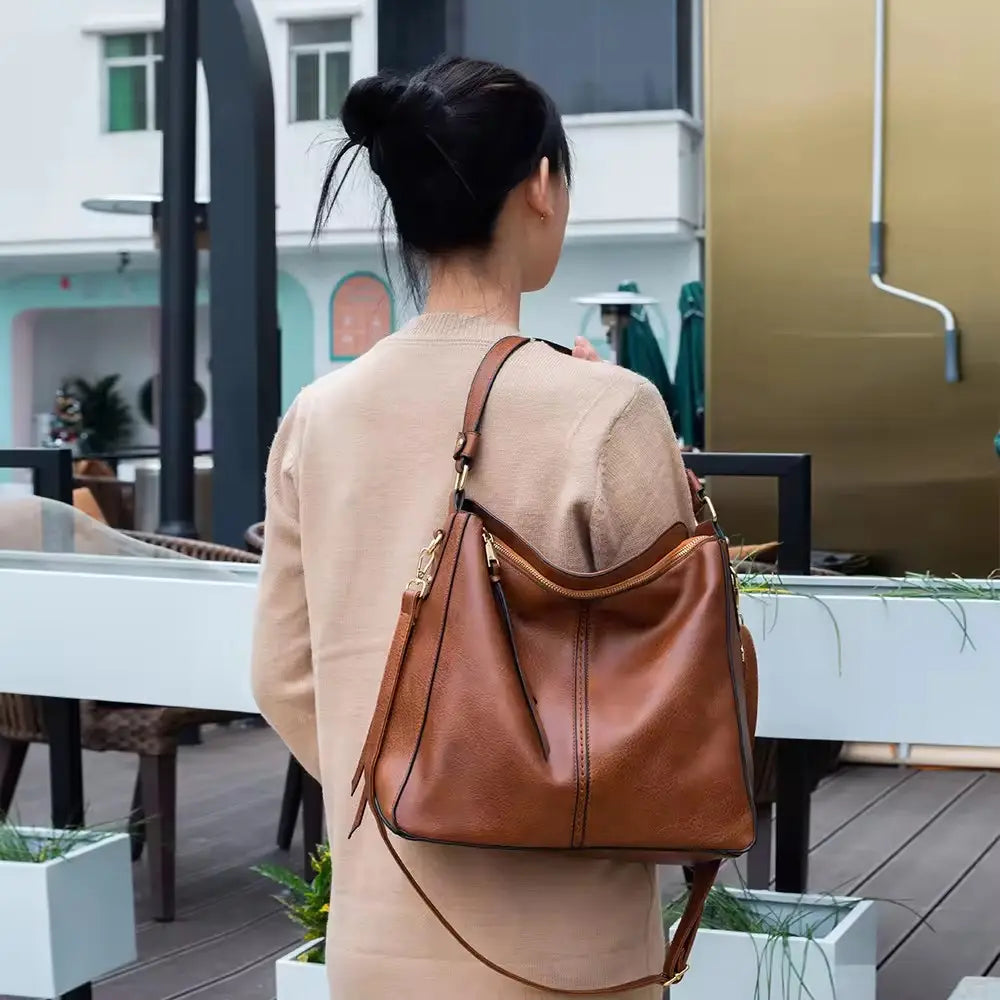 Blakely – Luxury Leather Hobo Handbag