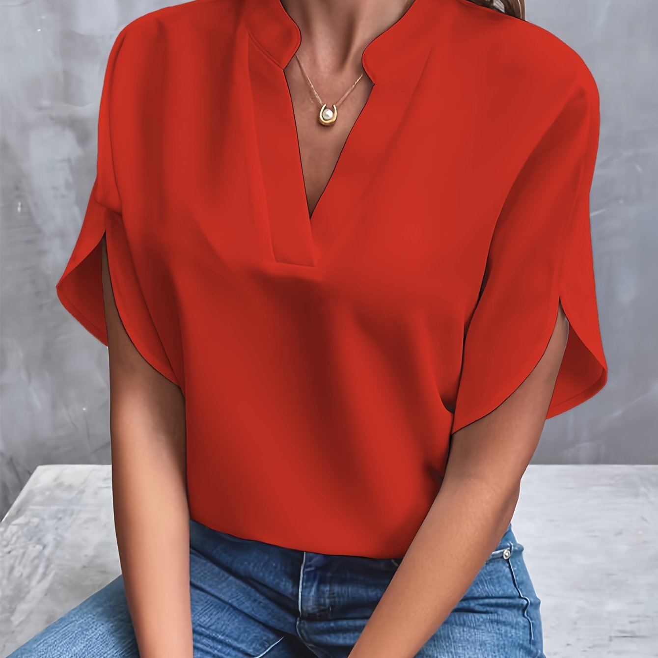 Hensley - Elegant V-Neck Blouse