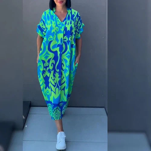 Gabriella – Figure-Flattering Floral Dress